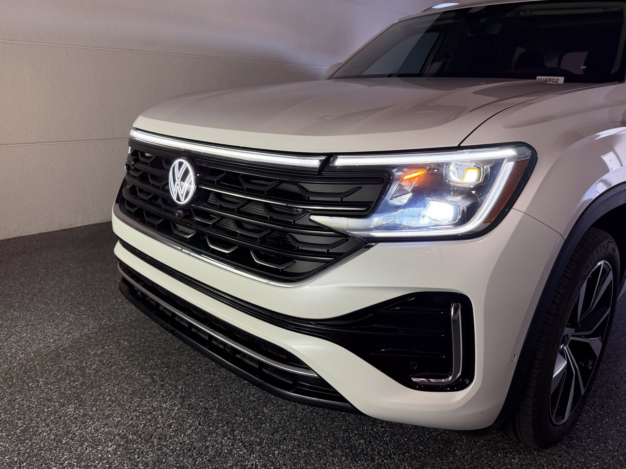 2025 Volkswagen Atlas SEL Premium R-Line - Photo 55