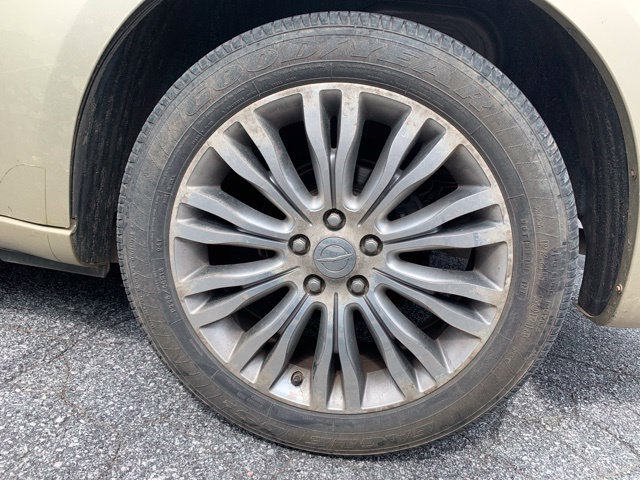 Used 2011 Gold Chrysler Limited image 8