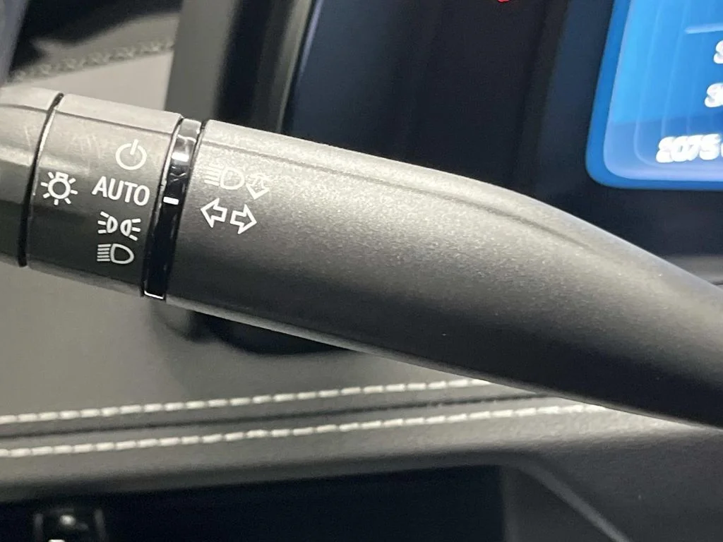 Used 2025 Black Chevrolet 1LT image 25