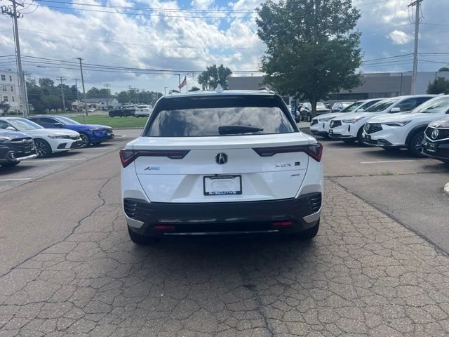 Certified Used 2024 Snowfall Pearl Acura Base image 8