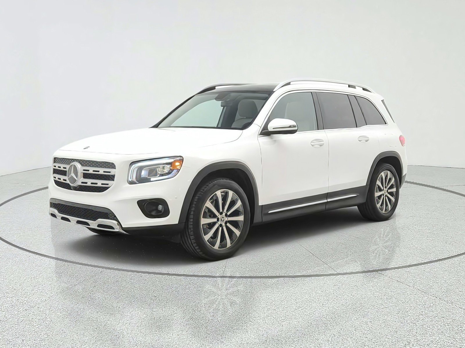 2023 Mercedes-Benz GLB Base