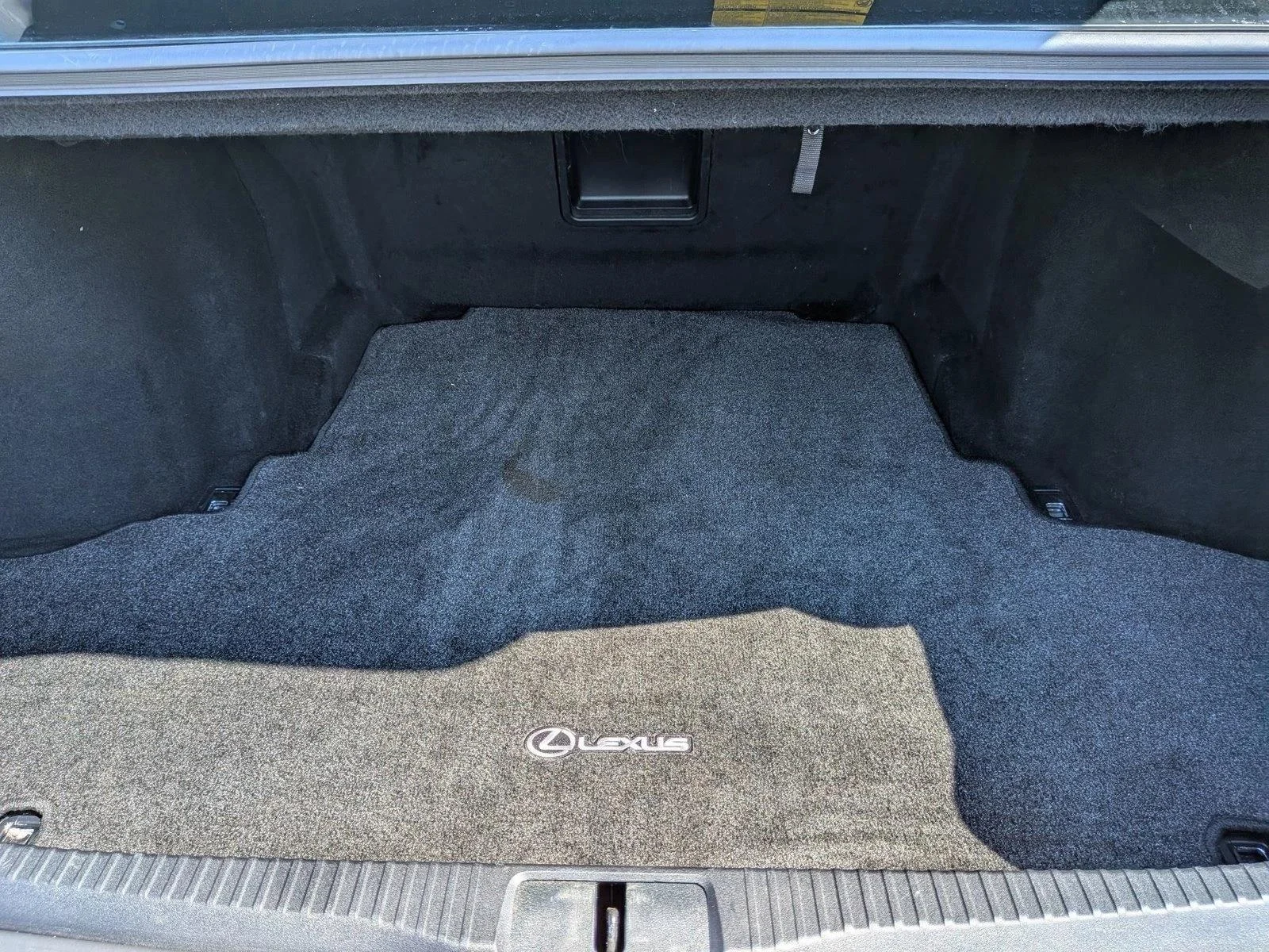 Used 2014 Nebula Gray Pearl Lexus  image 5