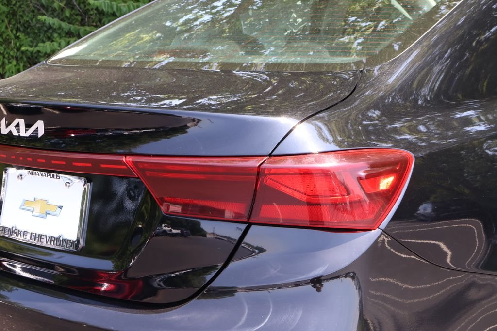 2024 Kia Forte LXS - Photo 7