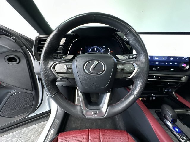 Used 2023 White Lexus RX 500h F SPORT Performance image 16