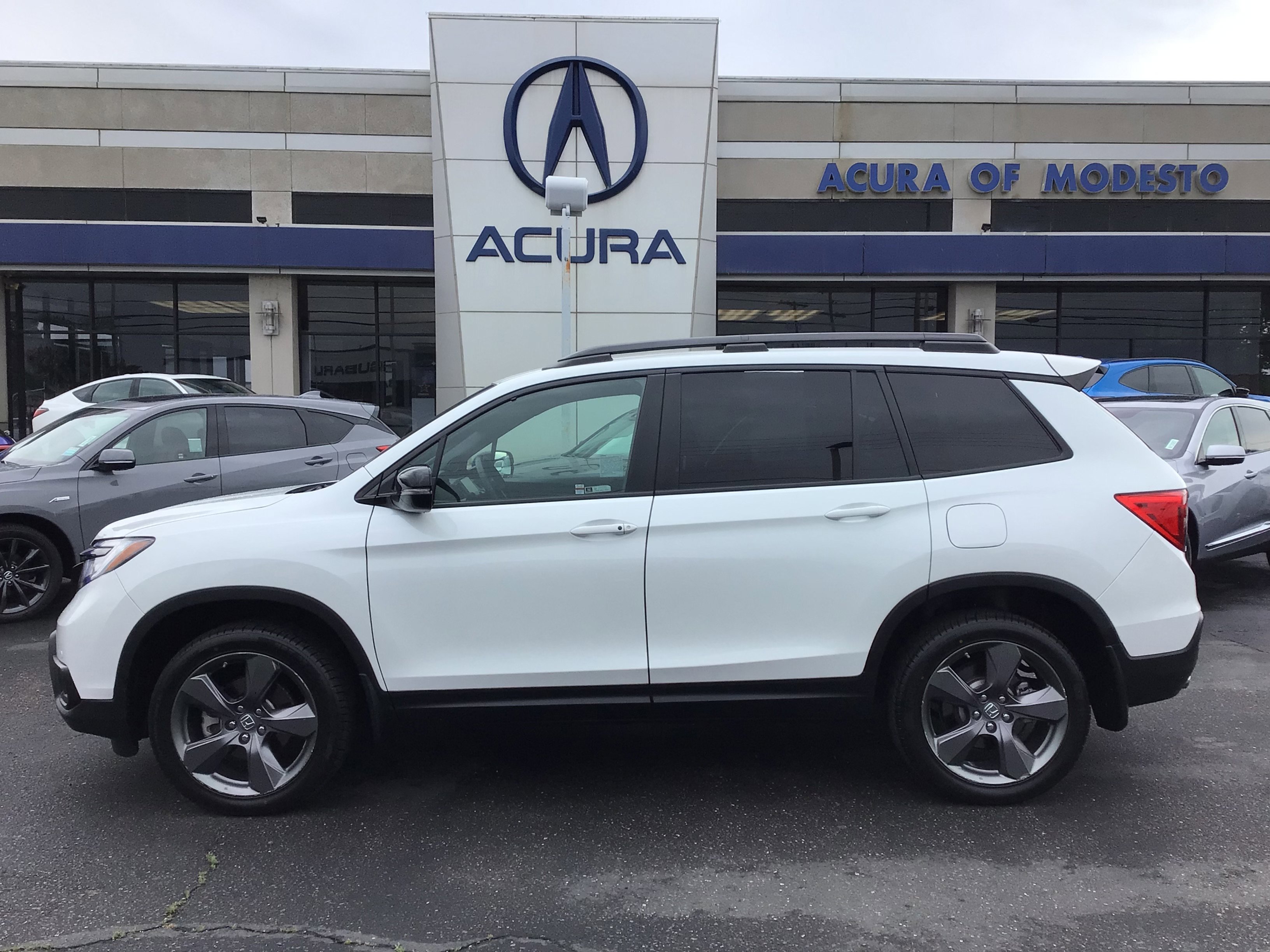 2021 Honda Passport 3.5 Touring 4WD Auto's photo