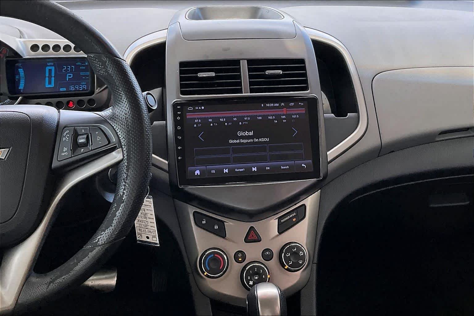 Used 2013 Black Granite Metallic Chevrolet LT image 7