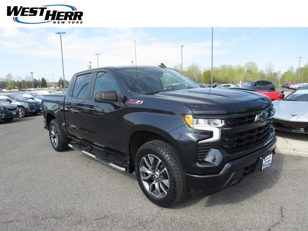 Used 2023 Ash Chevrolet RST image 1