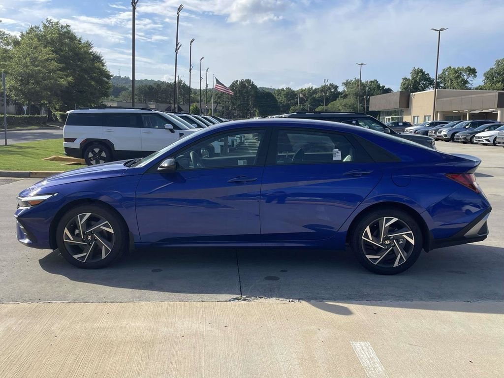 New 2025 Blue Hyundai SEL Sport image 6