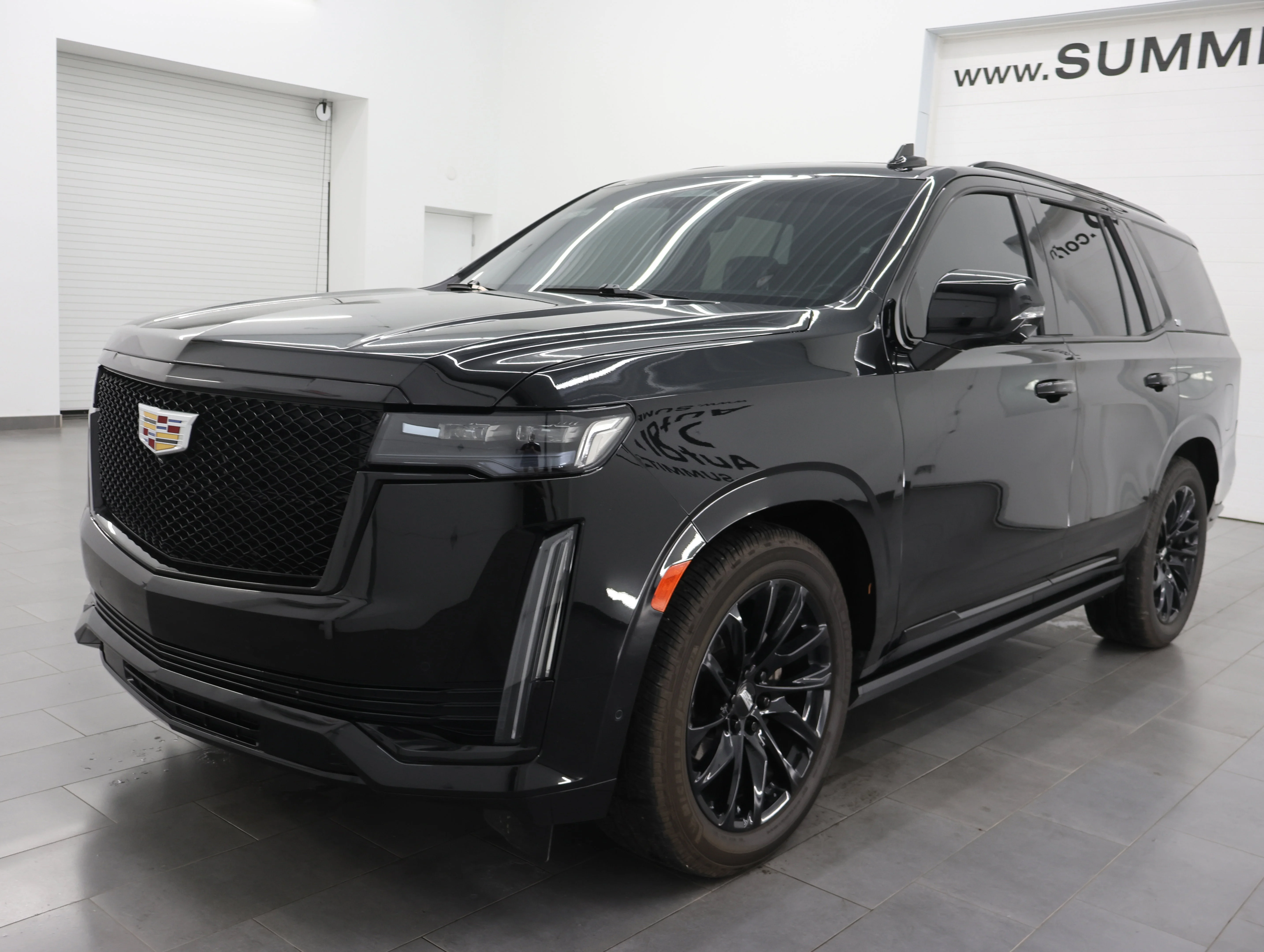 Used 2021 Black Raven Cadillac Sport Platinum image 6