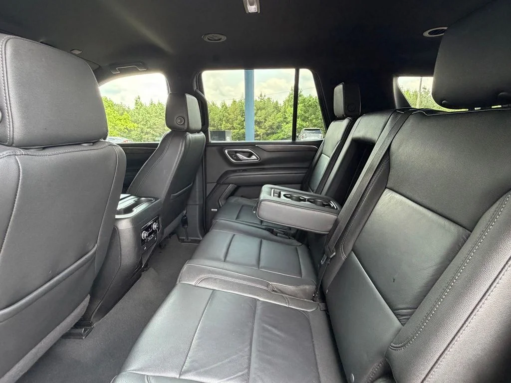 Used 2024 Summit White Chevrolet LT image 12