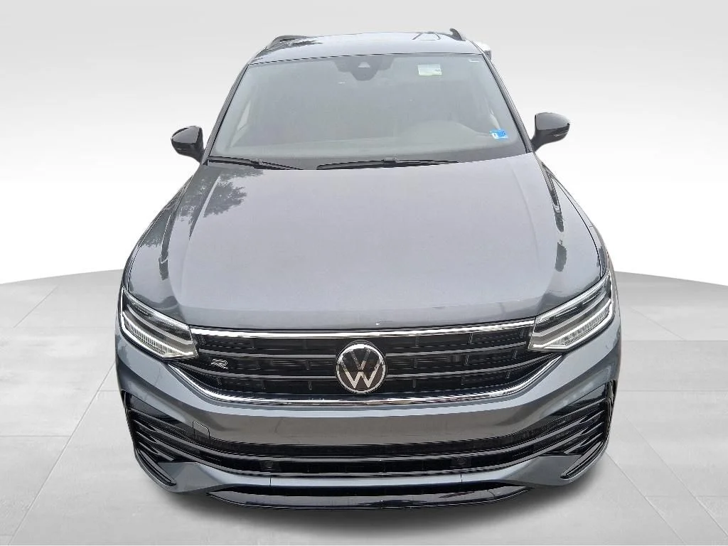 Used 2024 Gray Volkswagen 2.0T SE R-Line Black image 8