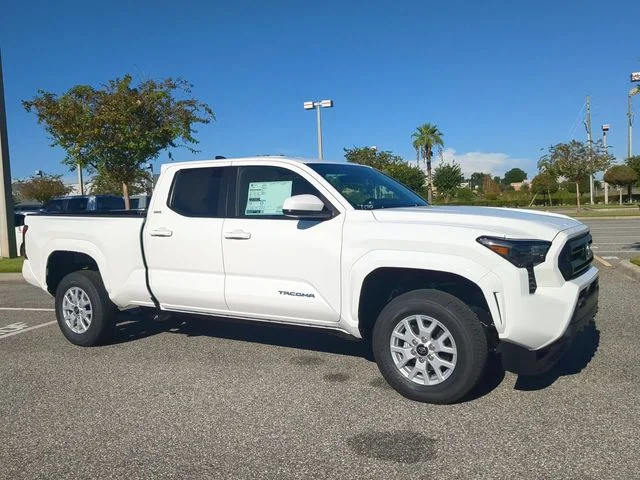 New 2026 Ice Cap Toyota SR5 image 2