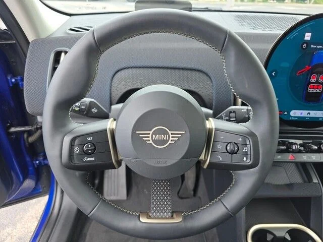 Used 2025 Blue MINI Cooper S ALL4 image 18