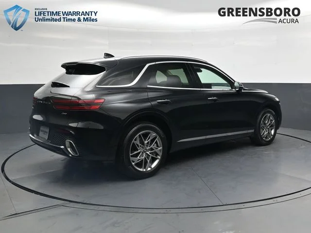 Used 2024 Black Genesis 2.5T image 5