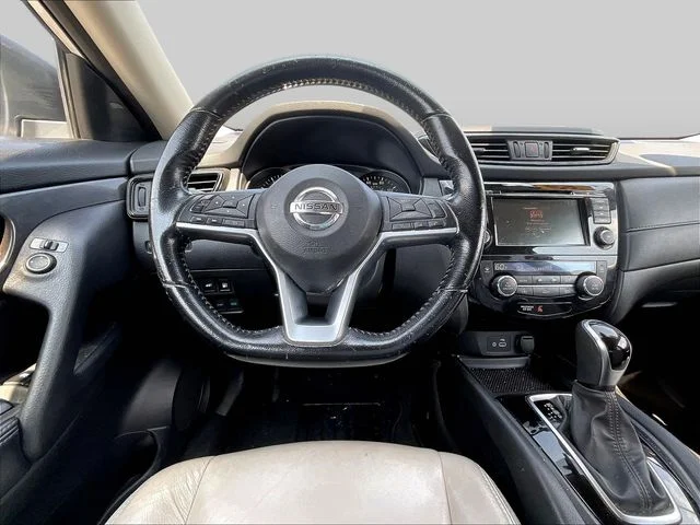 Used 2020 Silver Nissan SV image 10