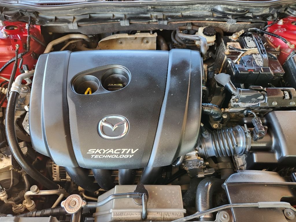 Used 2016 RED Mazda i Touring image 32