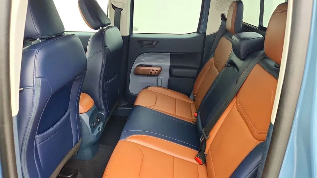 Used 2022 Area 51 Ford LARIAT AWD SuperCrew w/ Luxury Pkg & Co-Pilot360 image 20