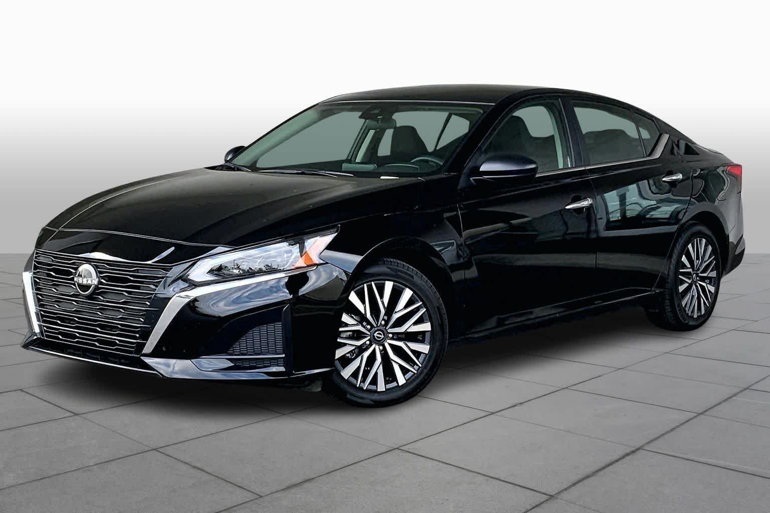 2024 Nissan Altima SV