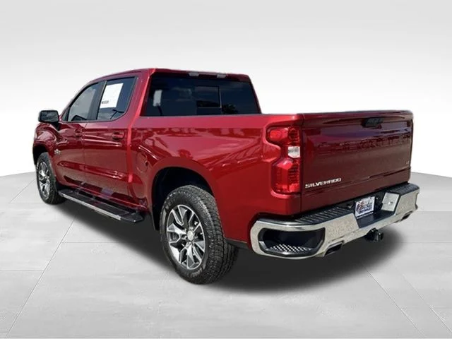 Used 2024 Red Chevrolet LT image 6