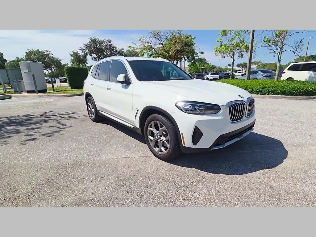 Used 2023 Alpine White BMW xDrive30i image 52