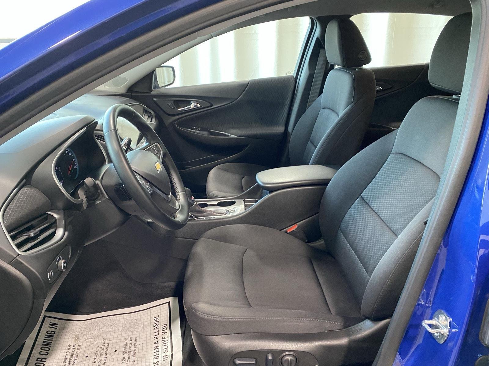 Used 2023 Riverside Blue Metallic Chevrolet RS image 17
