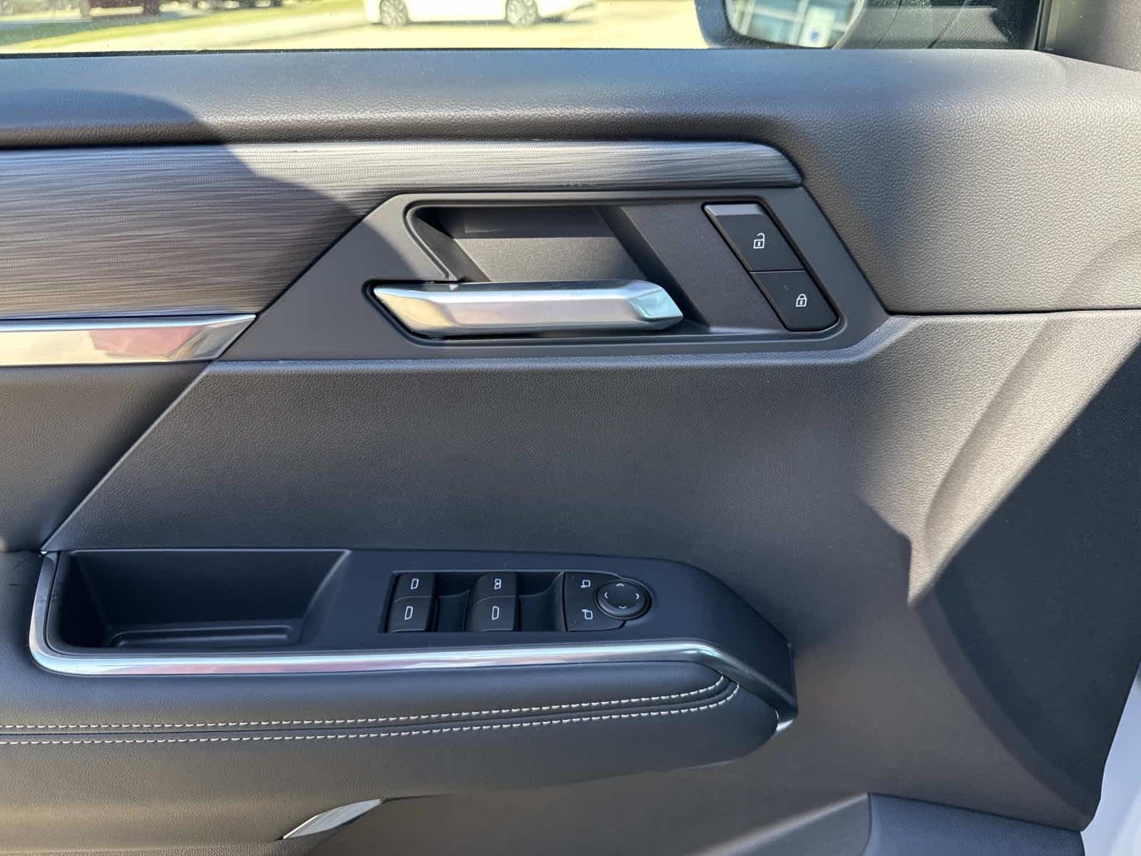 2026 GMC Acadia Elevation - Photo 12