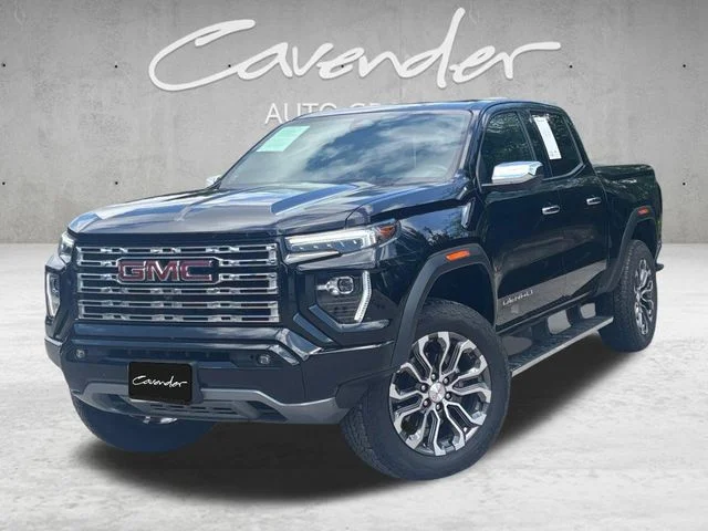 2025 GMC Canyon 4WD Denali Crew Cab Short Box's photo