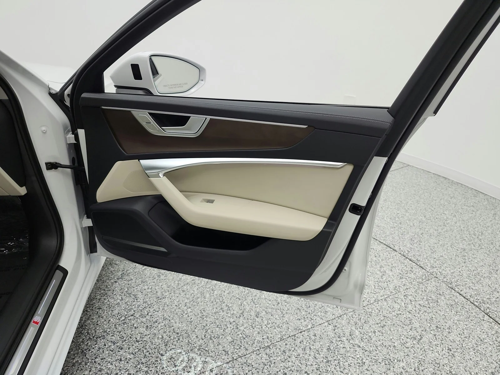 Used 2025 Glacier White Metallic Audi Premium image 21