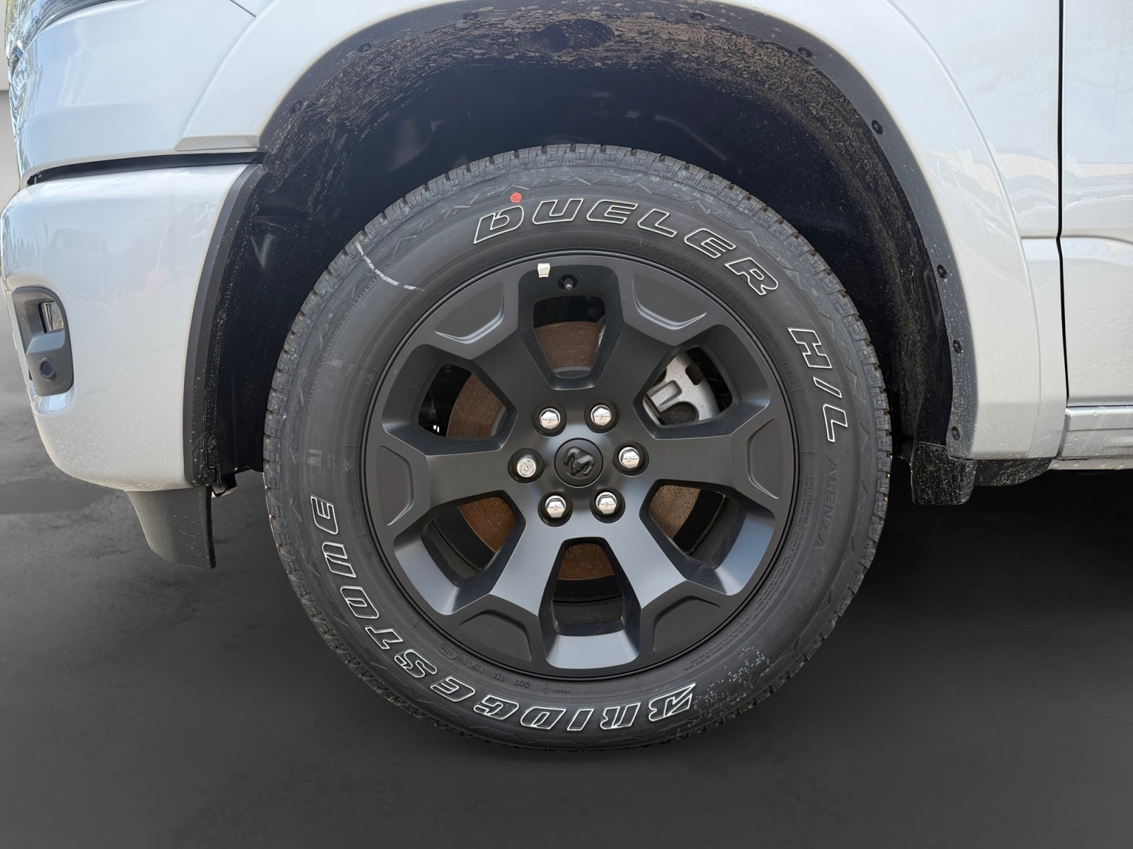 New 2026 Silver Zynith Exterior Paint RAM Big Horn 4x4 Crew Cab 6