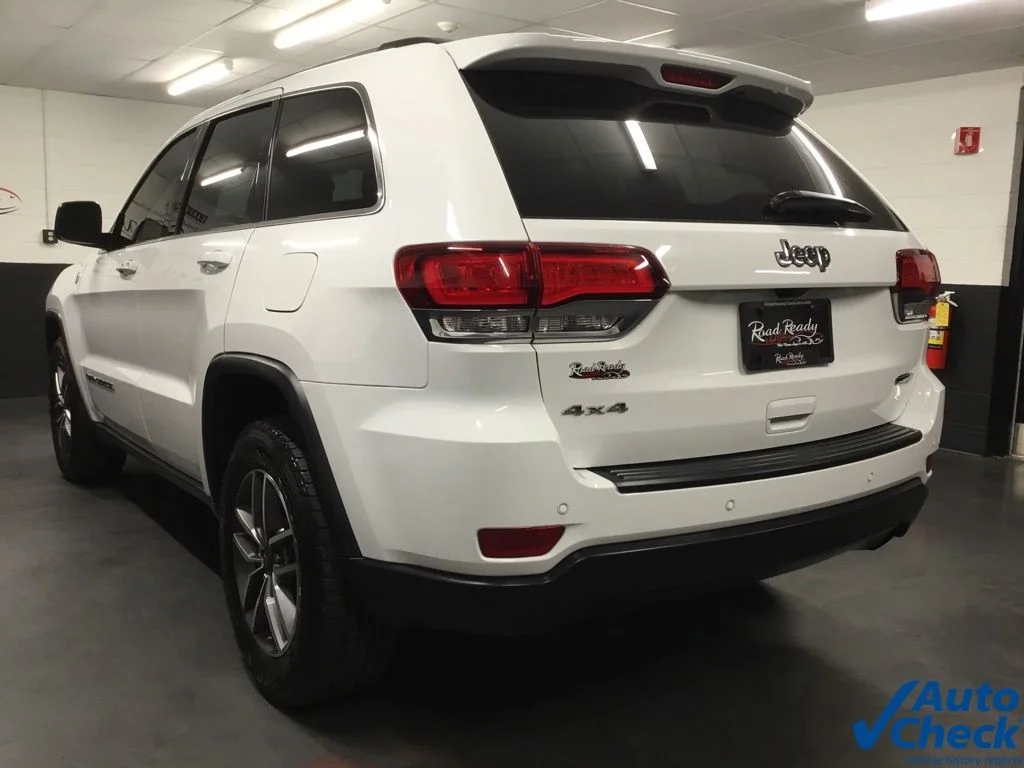 Used 2020 White Jeep Altitude image 8