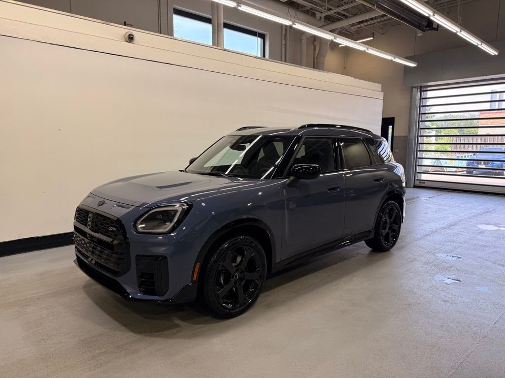 2027 MINI Countryman's photo