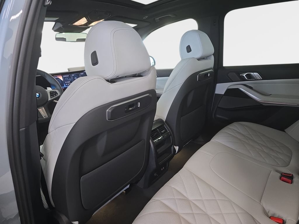New 2026 Brooklyn Grey Metallic BMW xDrive40i image 8