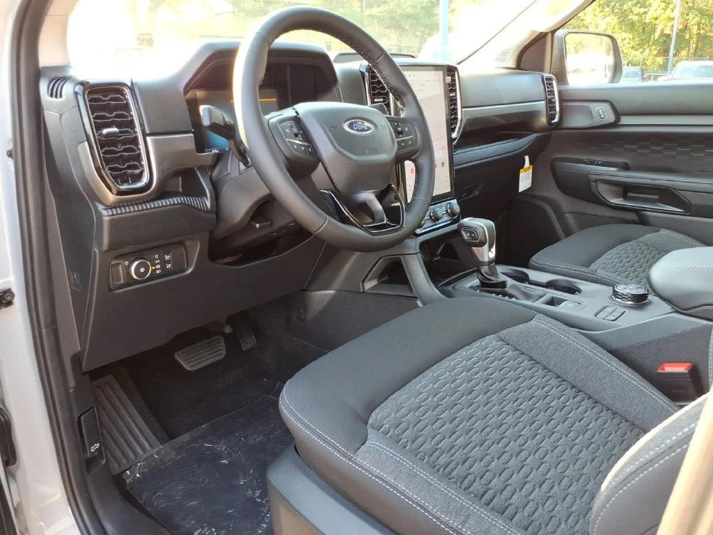 New 2026 Avalanche Ford XLT image 13