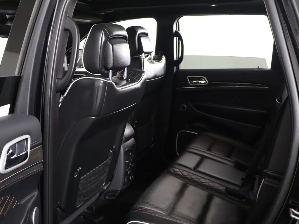 Used 2020 Black Jeep Summit image 32