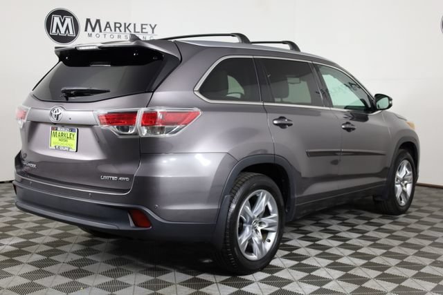Used 2016 Gray Toyota Limited V6 image 52