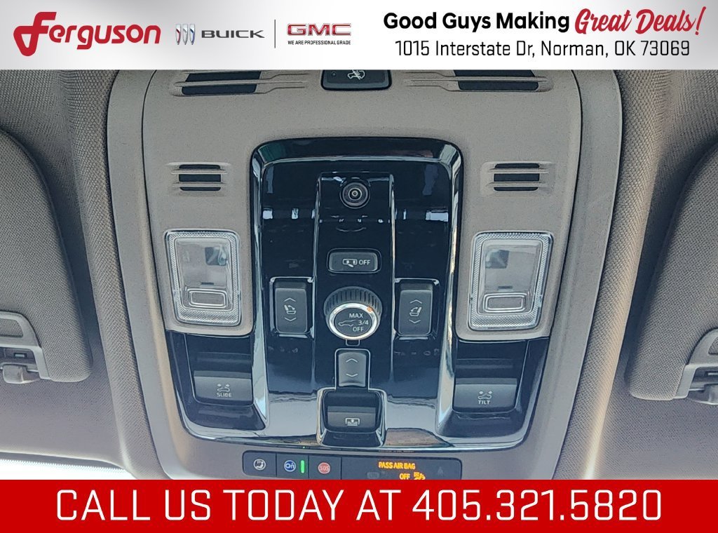 2027 GMC Yukon Denali - Photo 44