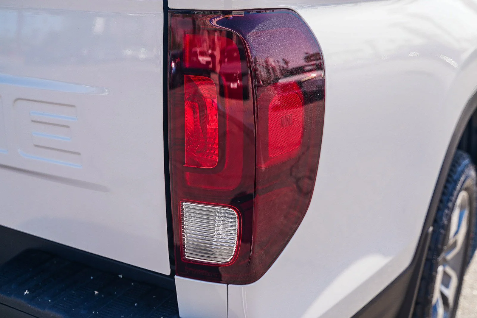 New 2026 Platinum White Pearl Honda RTL image 9