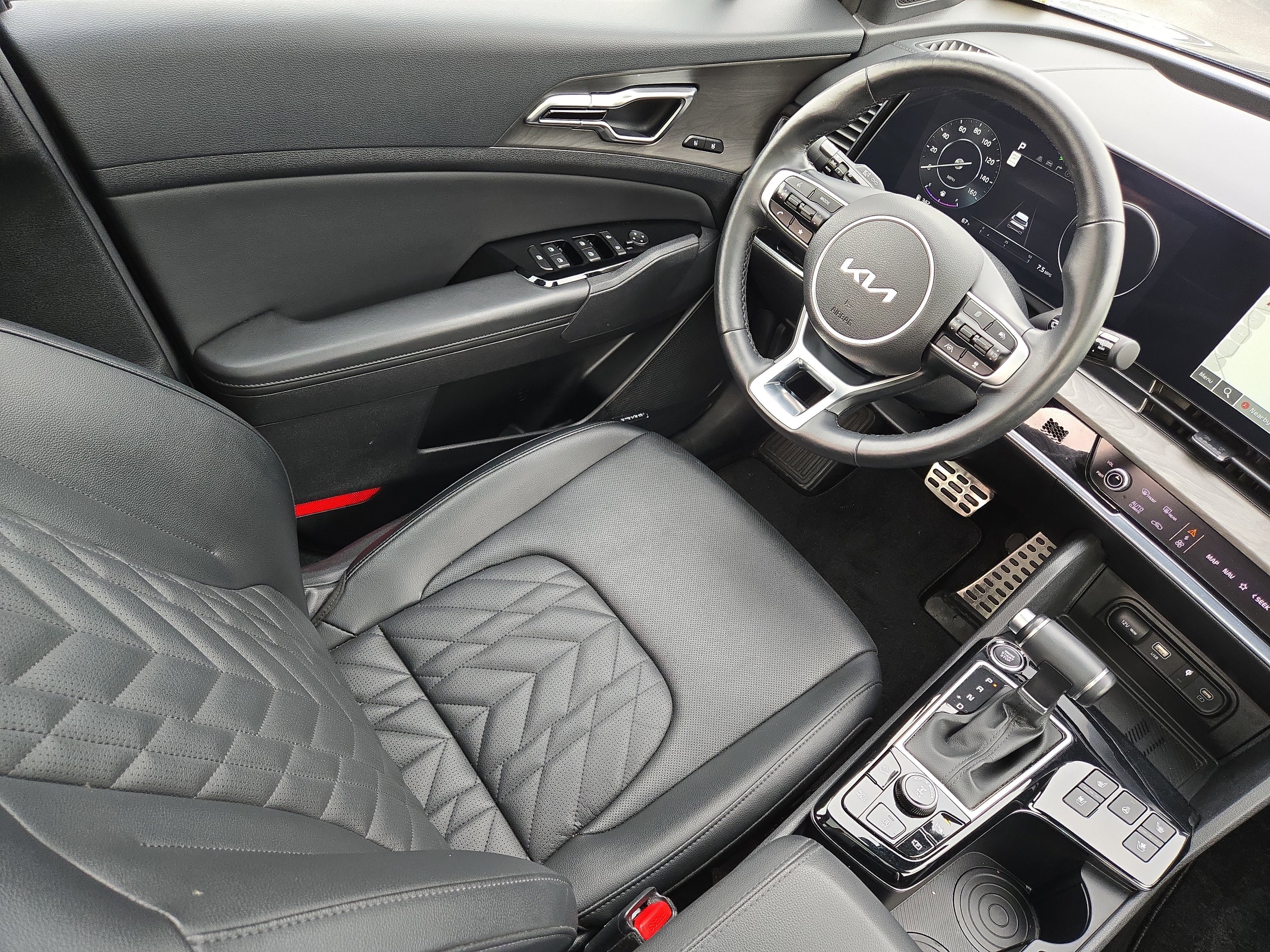 Used 2024 Ebony Black Kia X-Pro Prestige image 18