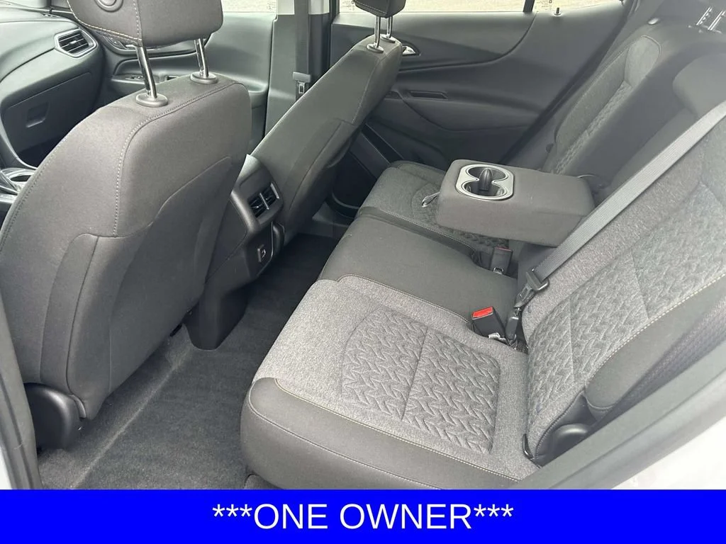 Used 2022 Iridescent Pearl Tricoat Chevrolet LT image 13