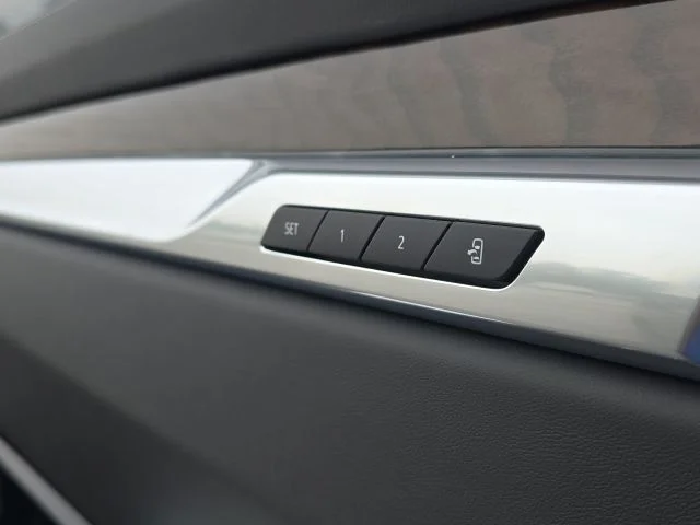 Used 2025 Black Cadillac Sport Platinum image 26