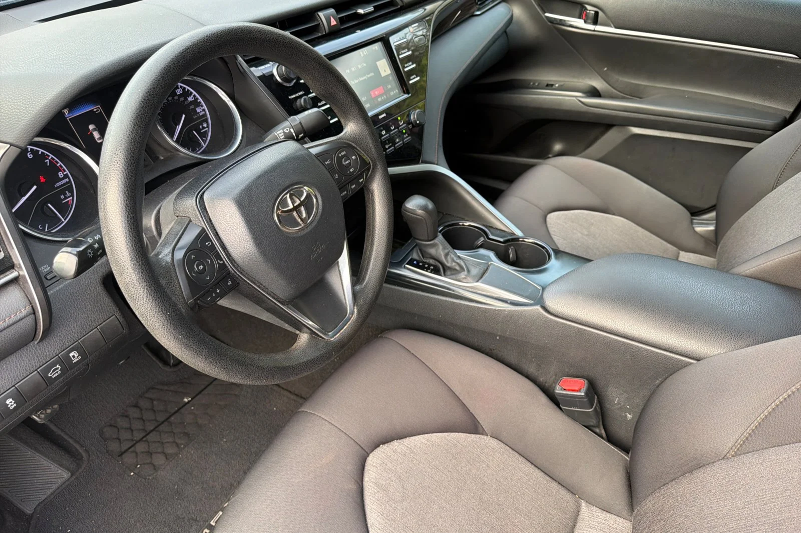 Used 2020 Red Toyota LE image 12