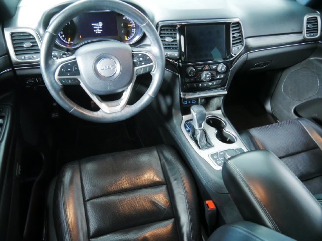 Used 2019 White Jeep Limited image 4