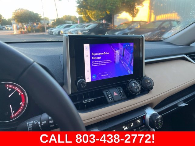 Used 2024  Toyota XLE Premium image 24