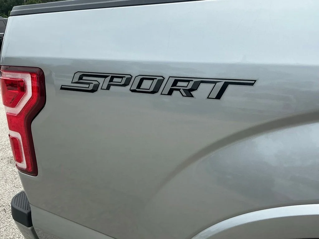 Used 2020 Silver Ford XLT image 27