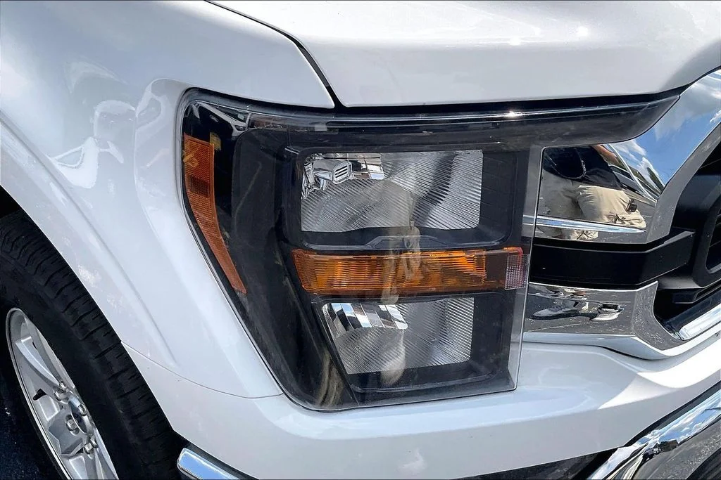 Used 2023 White Ford XLT image 28