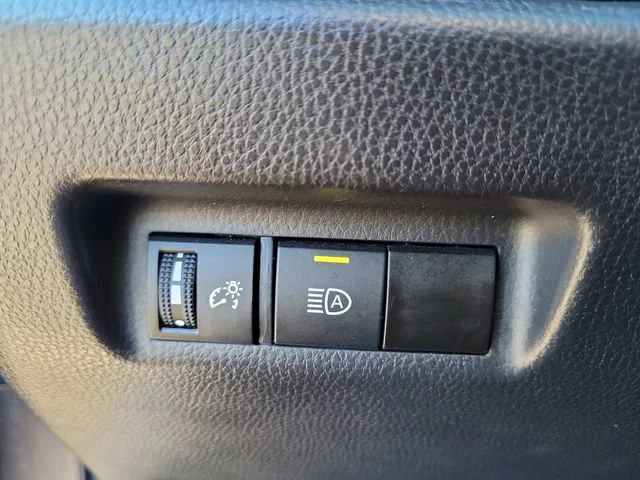 Used 2025 Gray Toyota Hybrid LE image 21