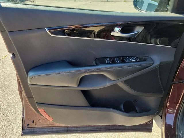 Used 2019 Purple Kia EX image 22