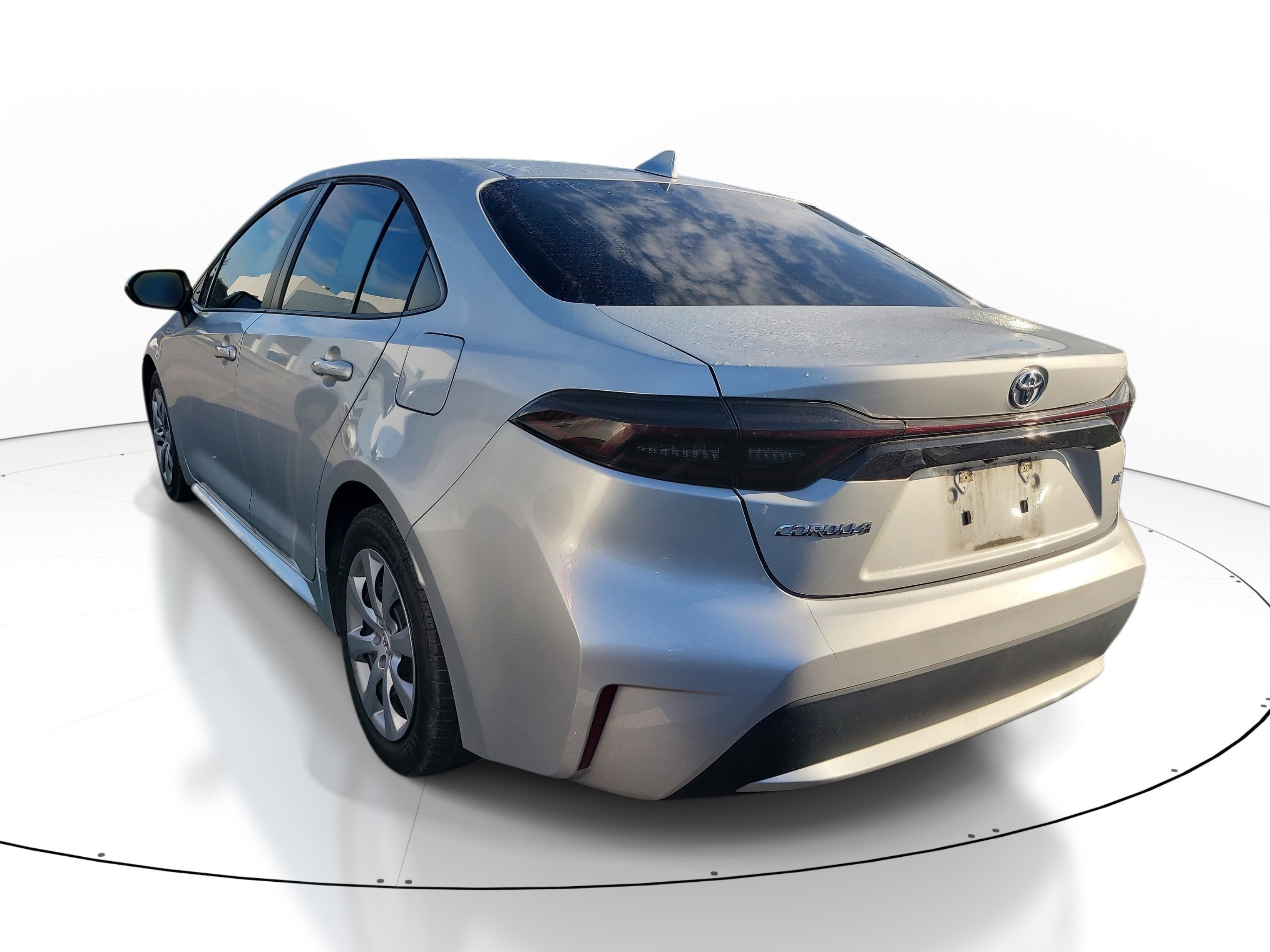 Used 2022 Classic Silver Metallic Toyota LE image 6