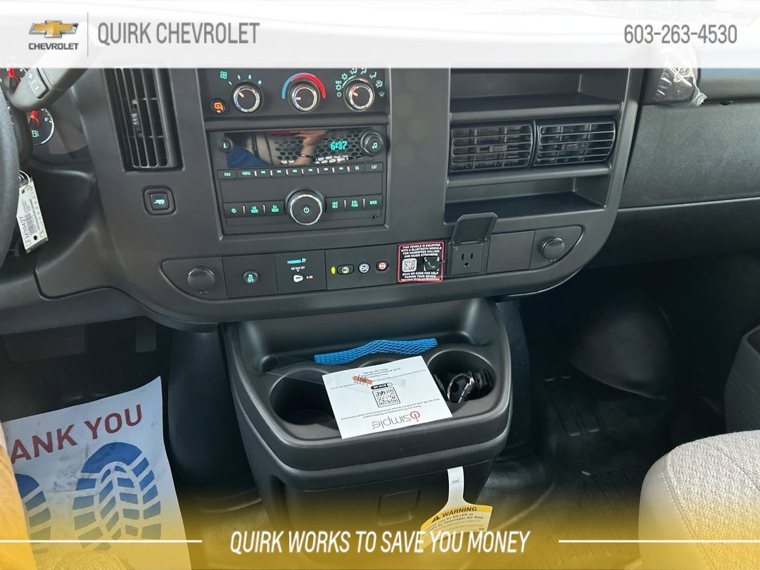 2025 Chevrolet Express Cargo Work Van - Photo 21