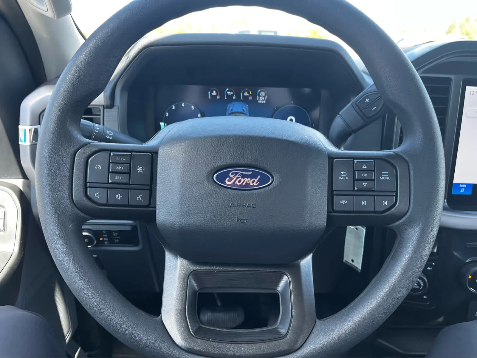 2025 Ford F-150 XL - Photo 38